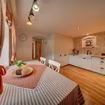 Holiday home Chaloupka U Potoka Kutna Hora