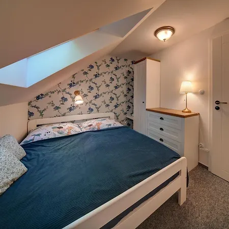 بيت للعطل Chaloupka U Potoka كوتنا هورا