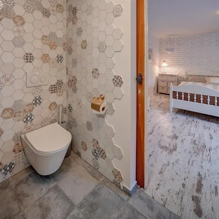 Chaloupka U Potoka كوتنا هورا