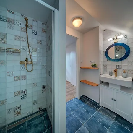 بيت للعطل Chaloupka U Potoka