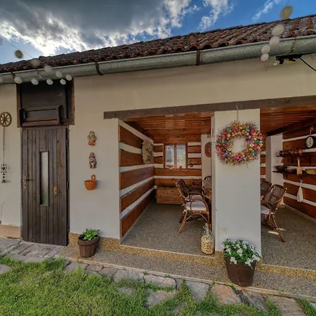 Casa de Férias Chaloupka U Potoka *