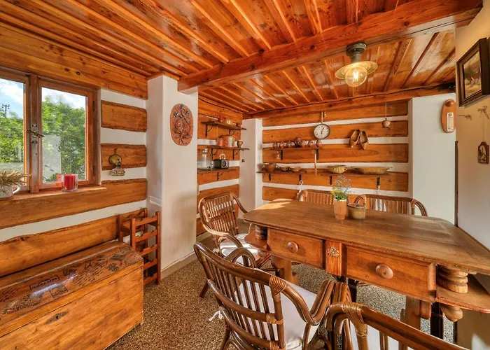 بيت للعطل Chaloupka U Potoka كوتنا هورا