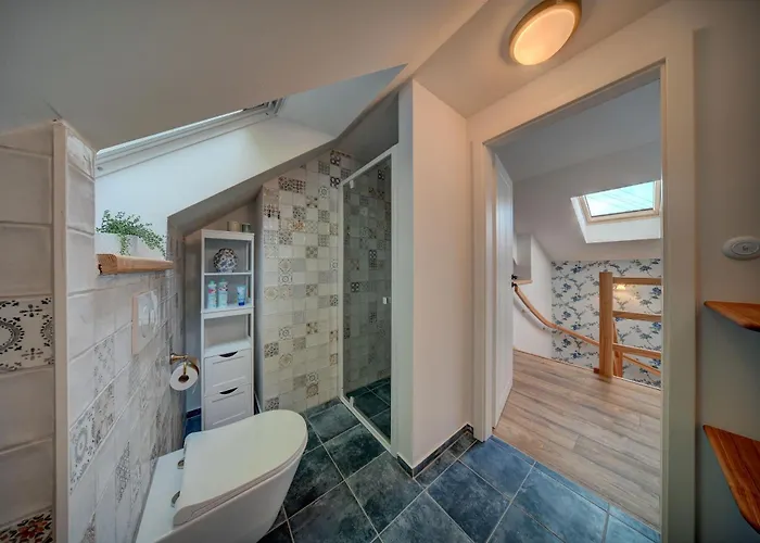 بيت للعطل Chaloupka U Potoka كوتنا هورا