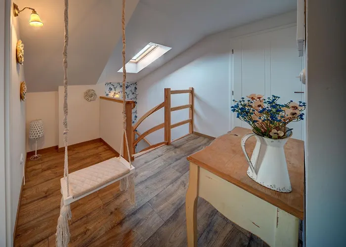 Chaloupka U Potoka كوتنا هورا