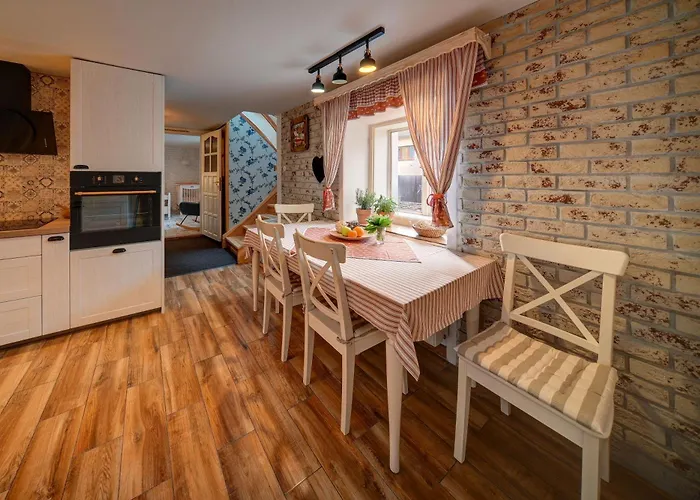 펜션 Chaloupka U Potoka *